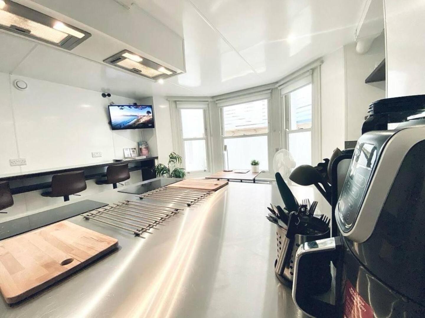 Apt 12 Luxury Living Chic Studio Steps From Beach Hove Exteriér fotografie