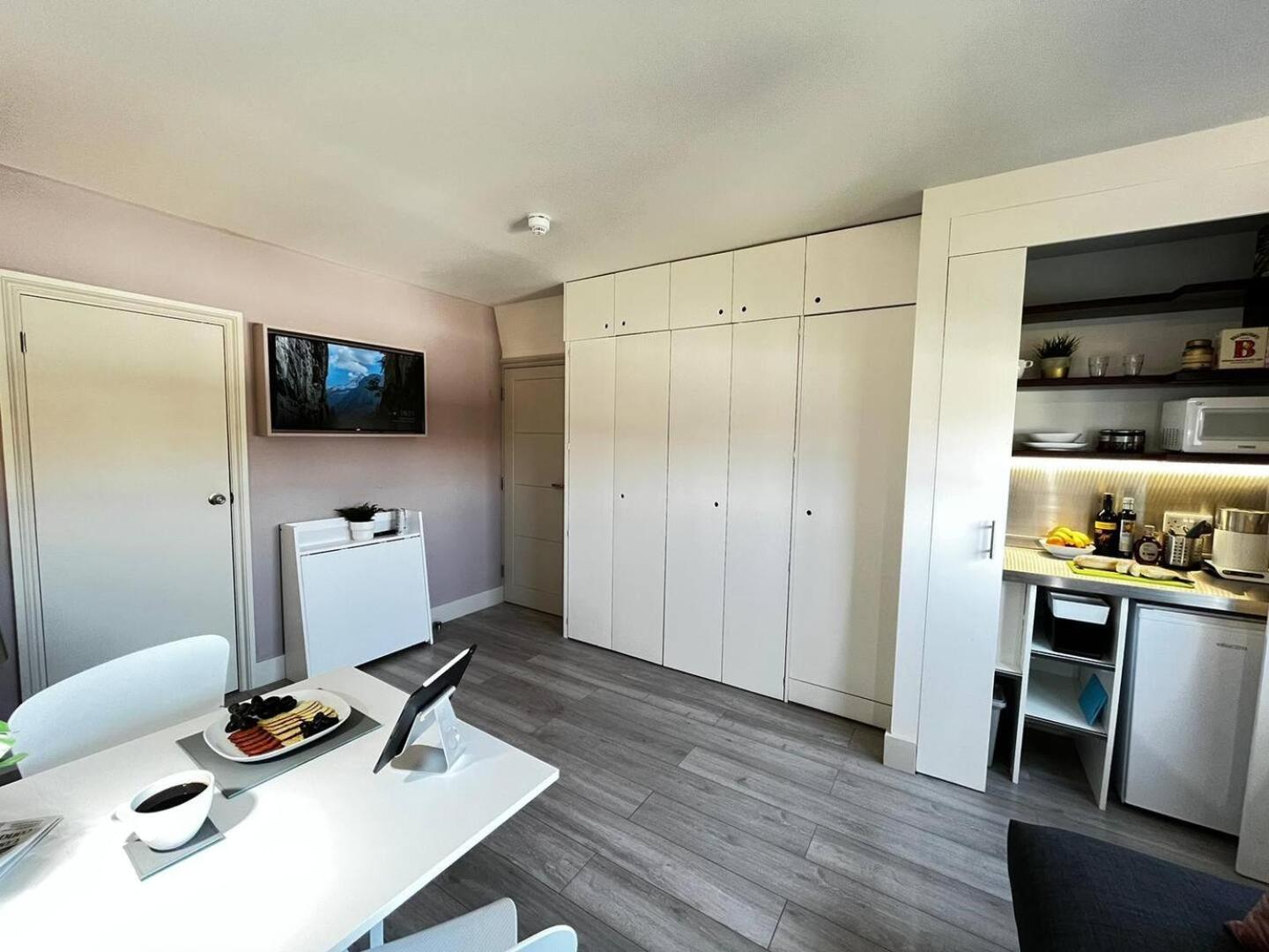 Apt 12 Luxury Living Chic Studio Steps From Beach Hove Exteriér fotografie